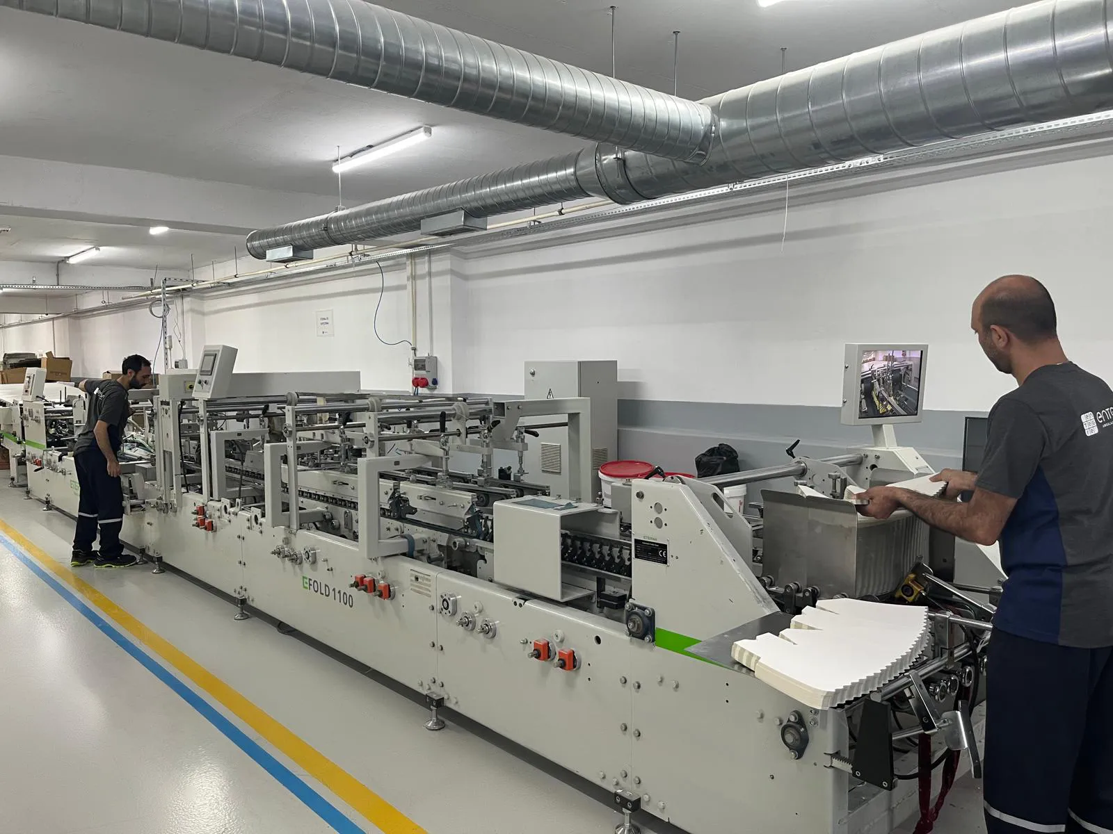 Efold 1100 Kutu Yapıştırma Hattı