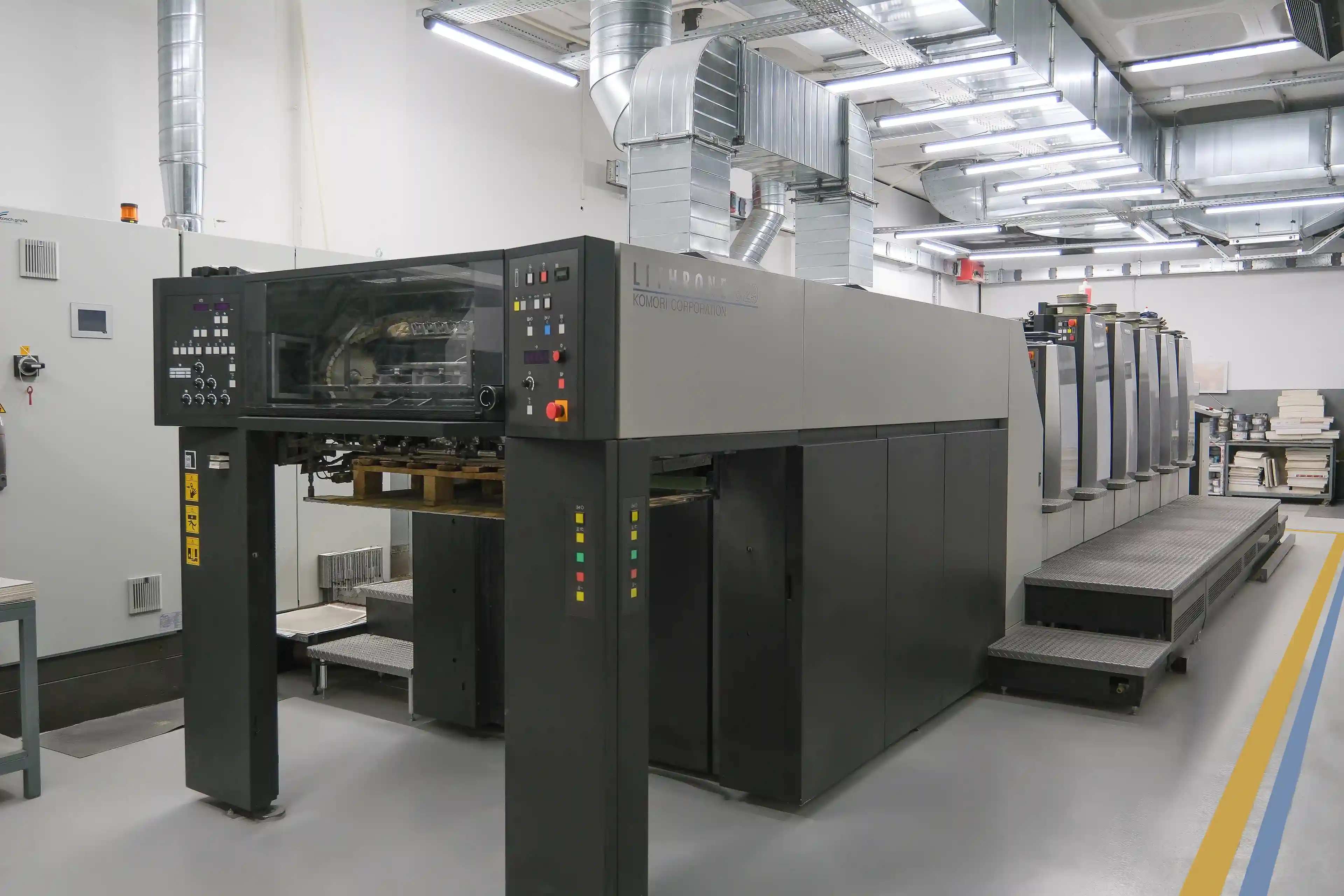 Komori Lithrone Ofset Baskı Ön Görünüm